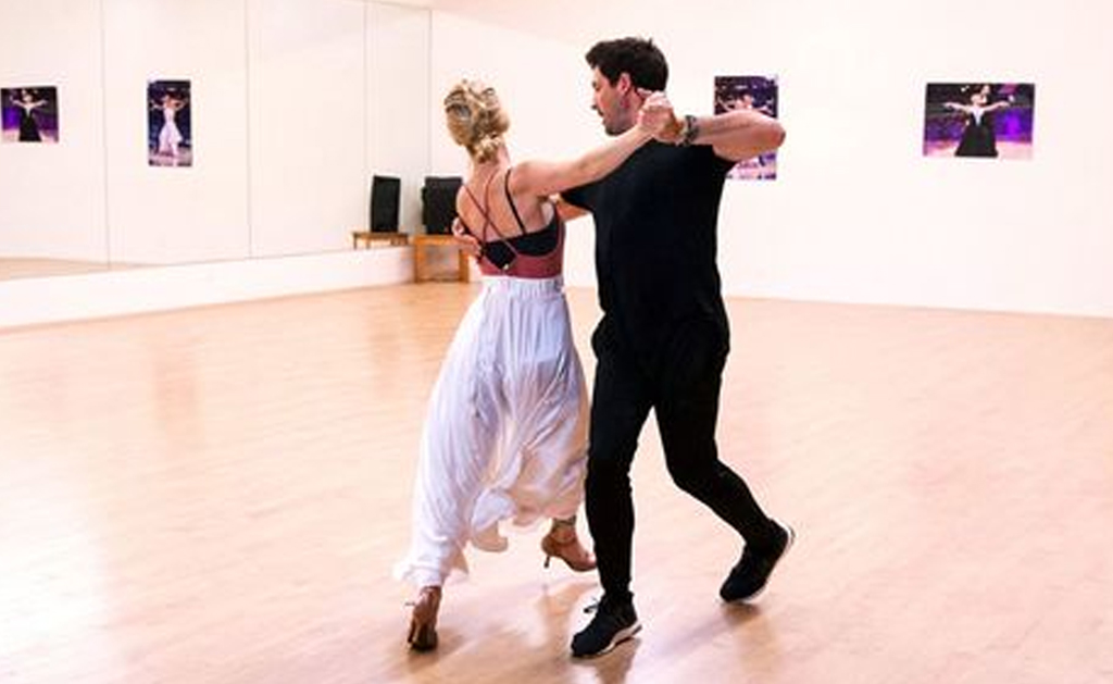 learn-to-WEST-COAST-SWING